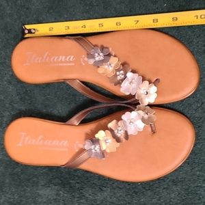9.5 Sandals